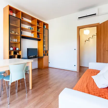 Lejlighed Central Cristina By Interhome *