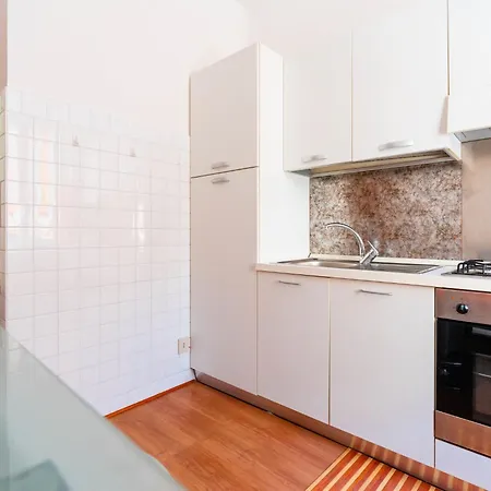 Central Cristina By Interhome *
