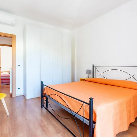 Appartement Central Cristina By Interhome *
